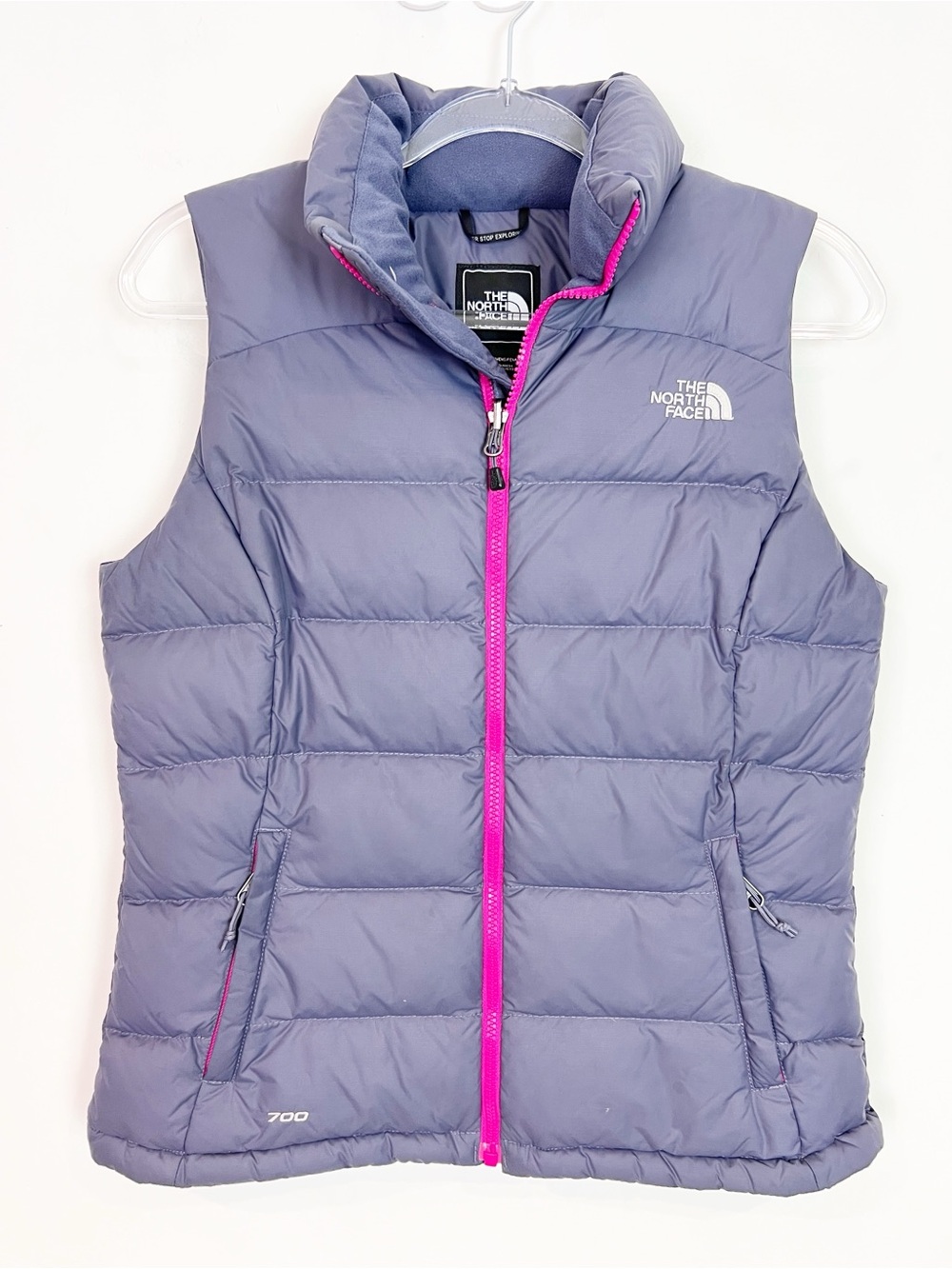 THE NORTH FACE NUPTSE 700 GRAY WITH PINK SLEEVELESS DOWN PUFFER VEST SZ SMALL
